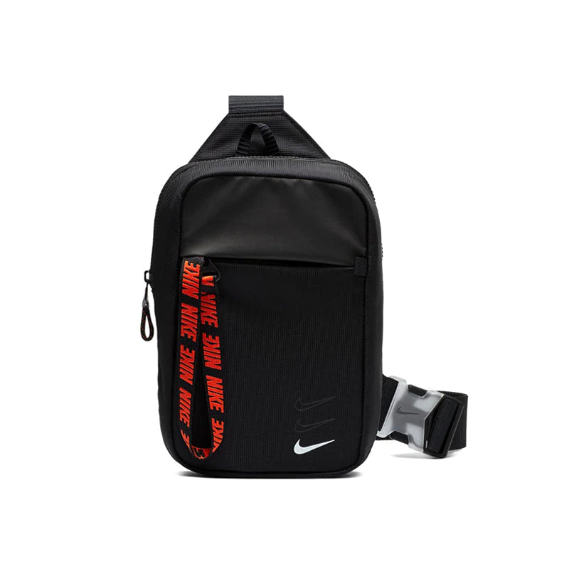 NikeSportsWear Essentials Hip PK Bag